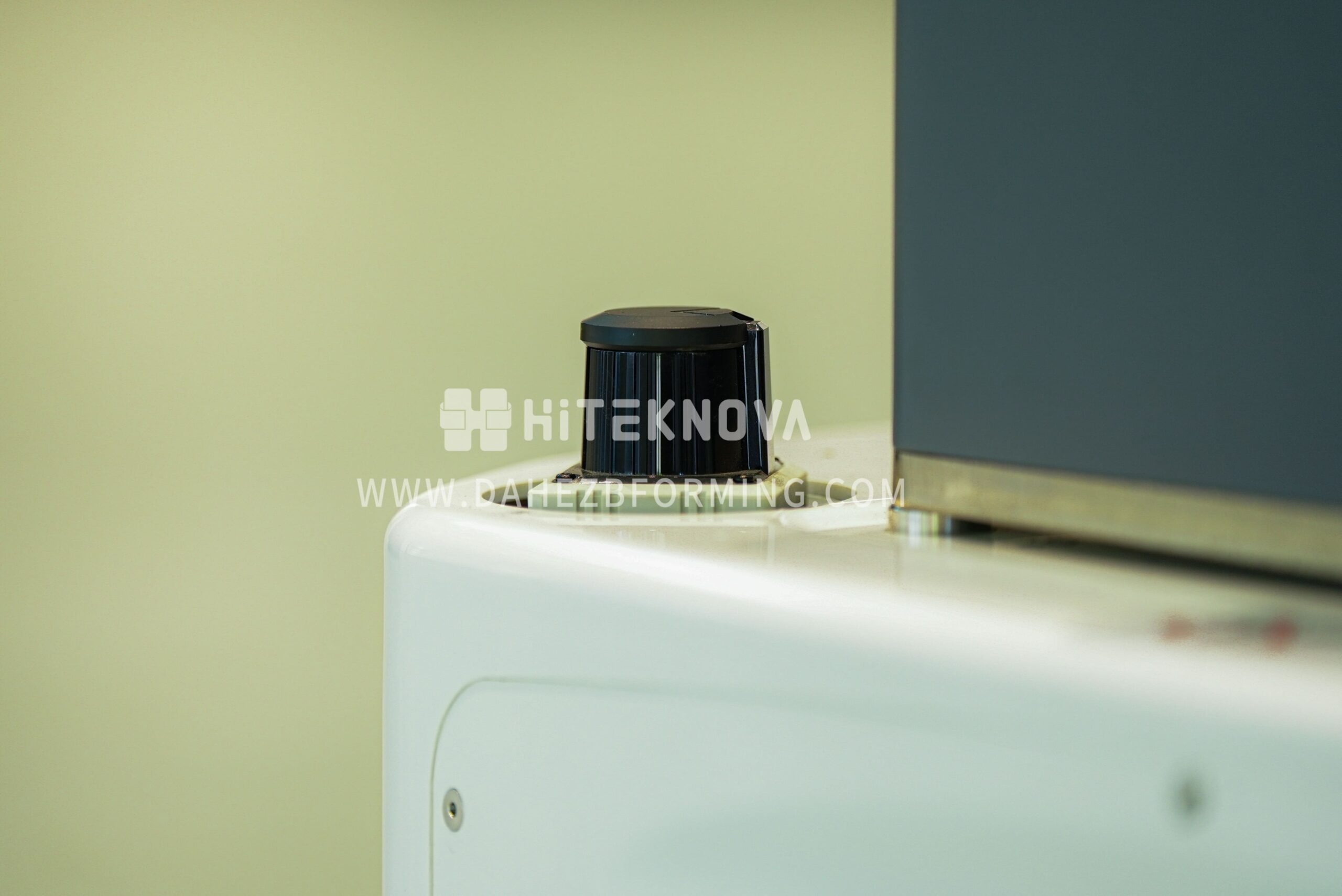 HITEKNOVA PT AMR AI Factory Service Robot