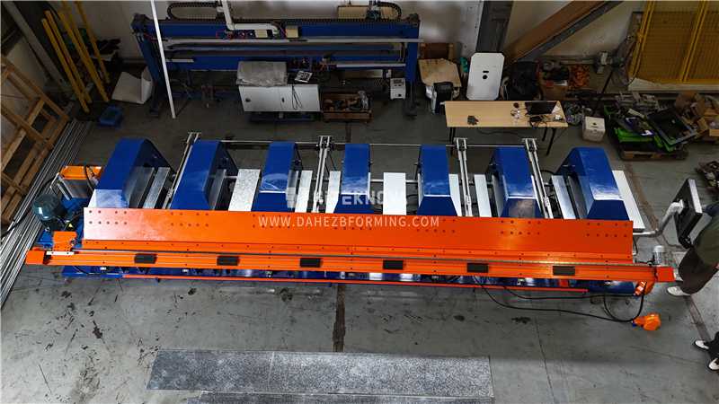 Hydraulic CNC Bending Machine