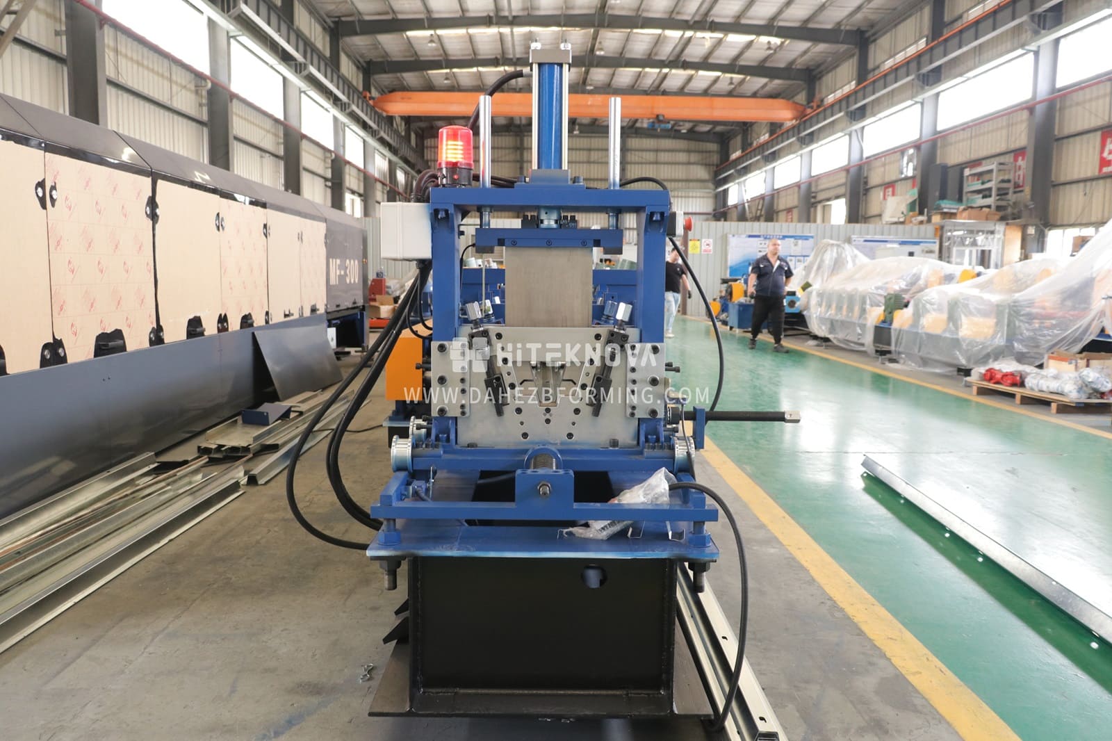 Automatic Hat Purlin Roll Forming Machine LA10-30