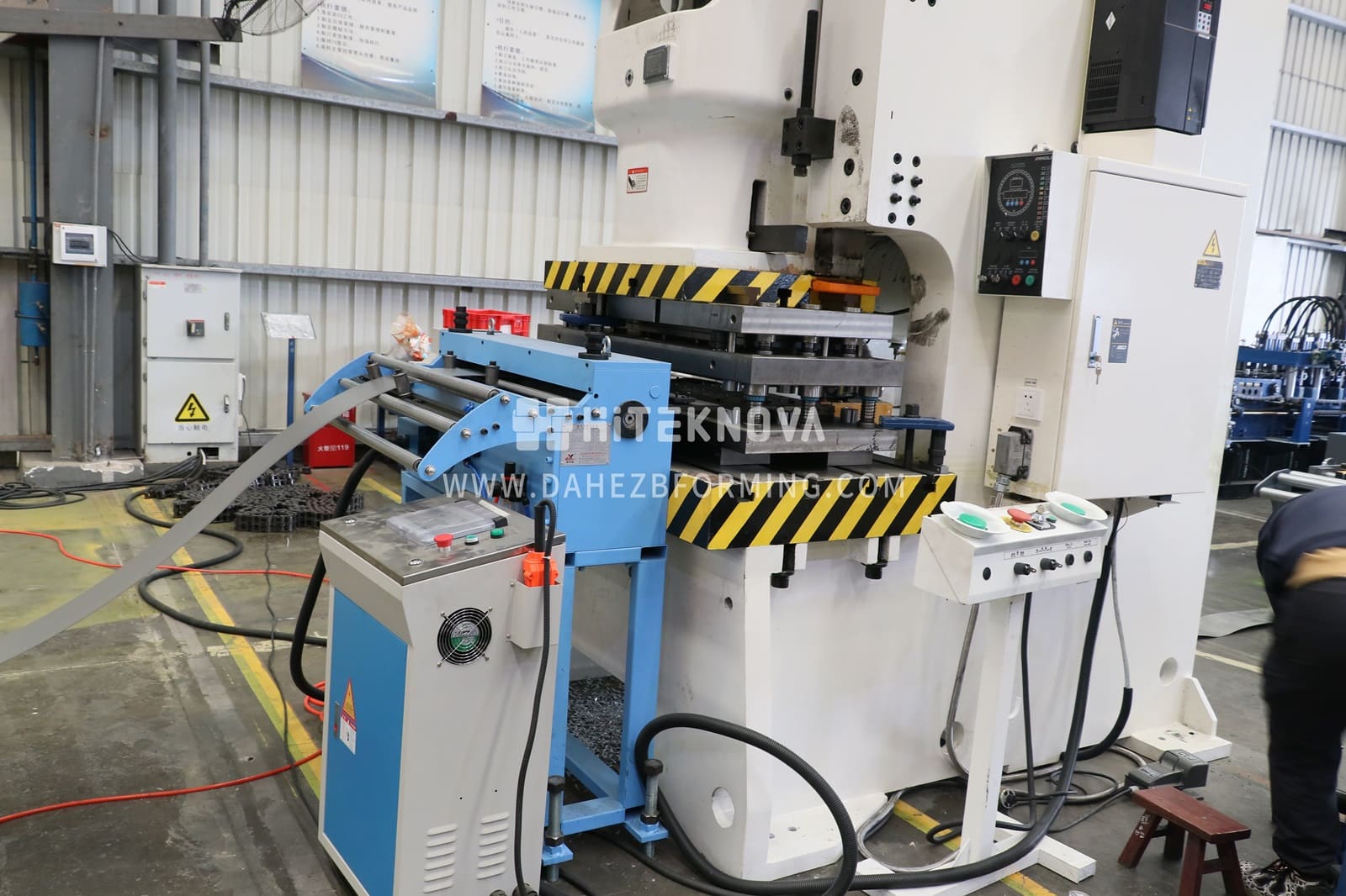 Automatic Cable Tray Roll Forming Machine CU600