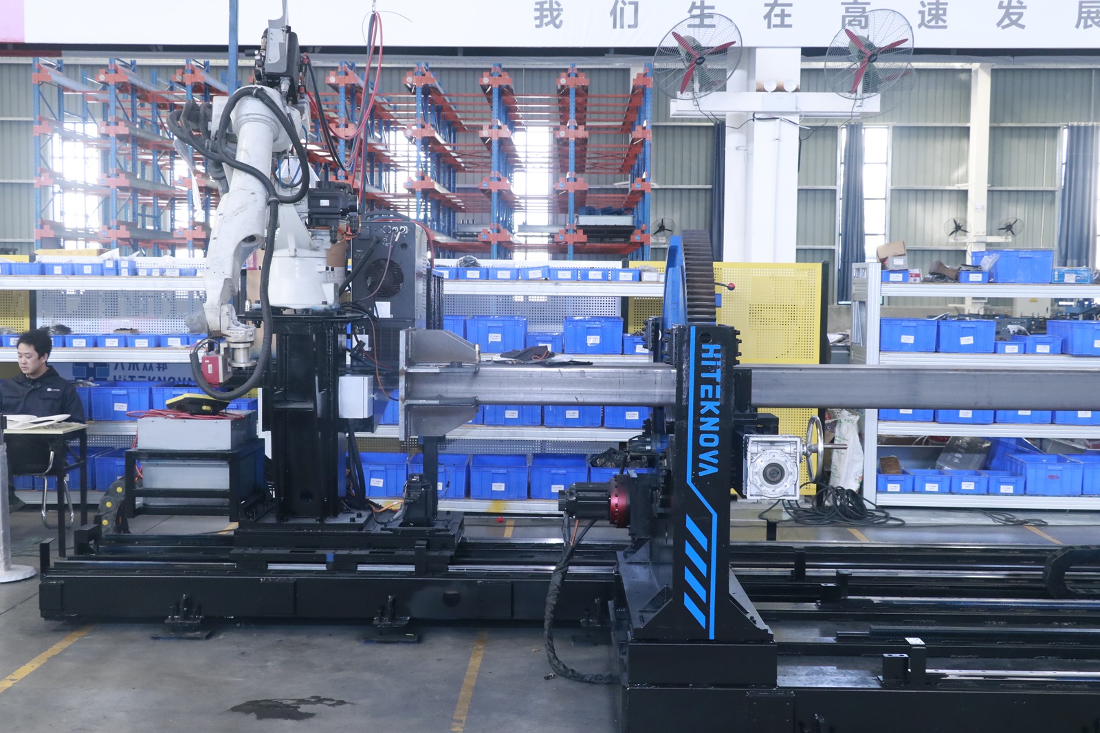 Heavy Steel Robotic Fast Welding Workstation HW1240F