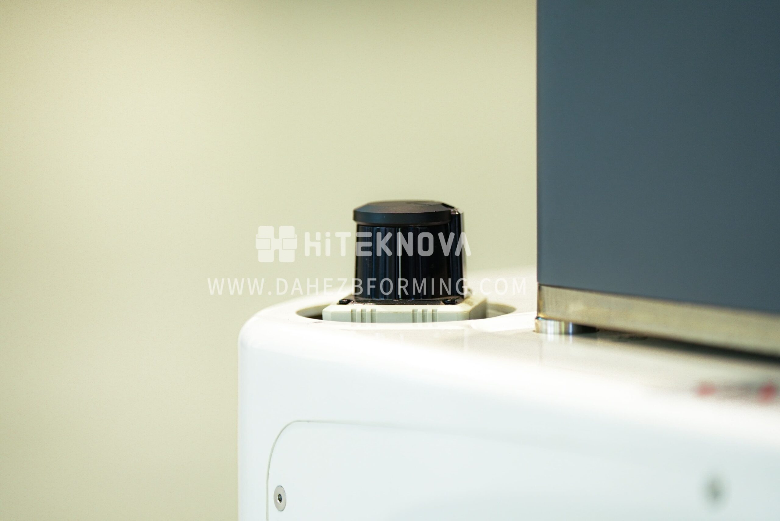 HITEKNOVA PT AMR AI Factory Service Robot
