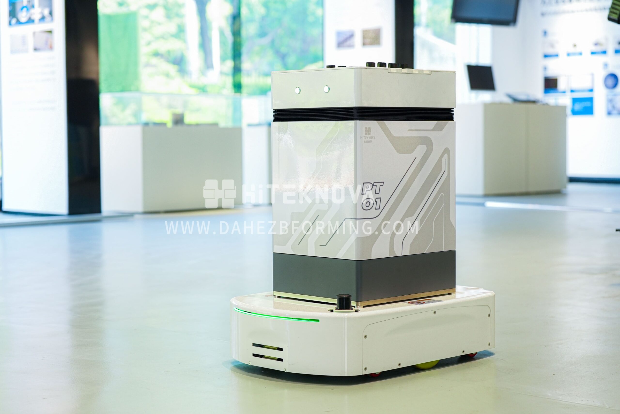 HITEKNOVA PT AMR AI Factory Service Robot